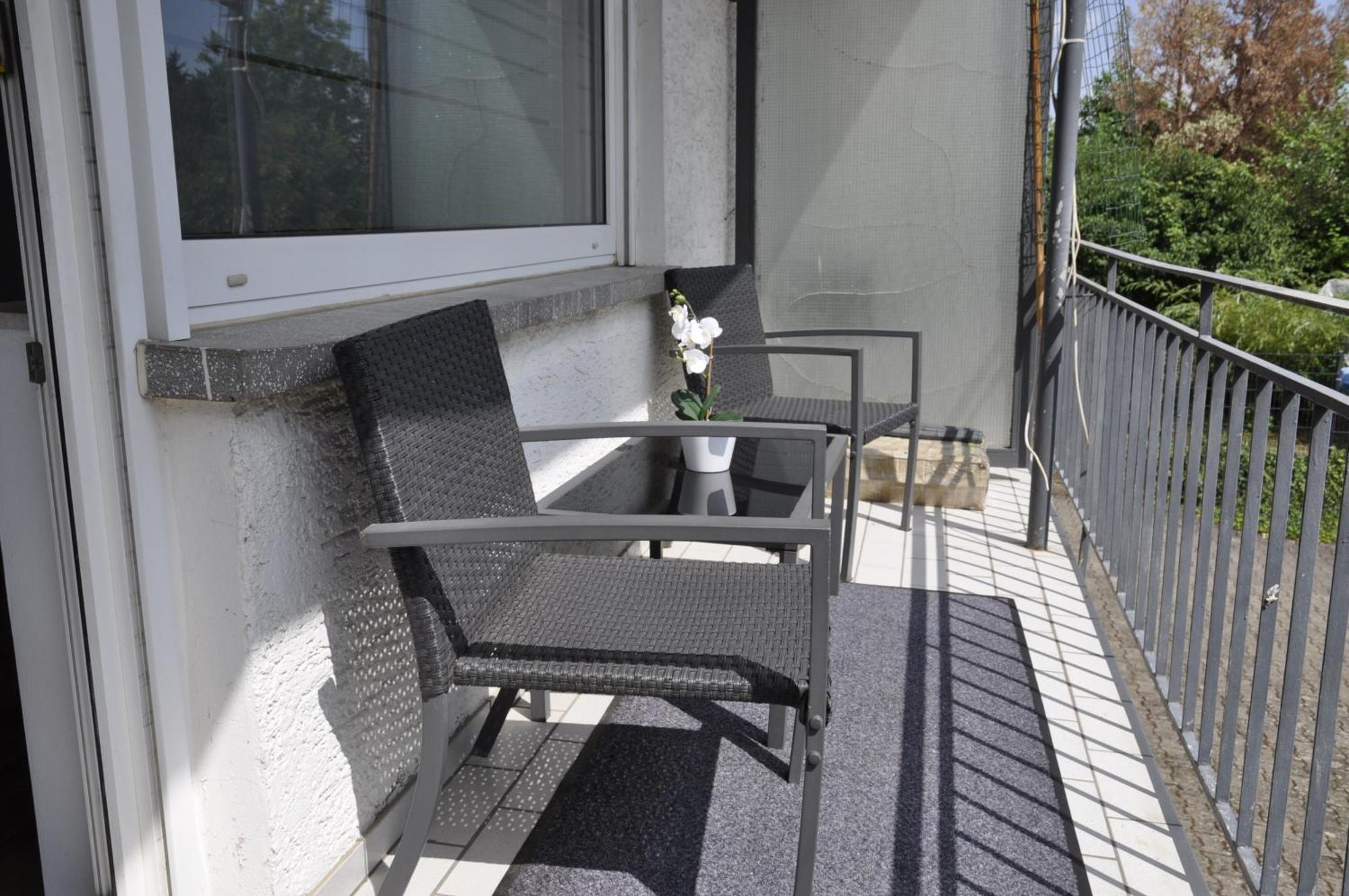 Kurstadt Apt Moderne 2Zkb Balkon-Pkw- Stellplatz Check-In 7-24 H Bad Nauheim Dış mekan fotoğraf