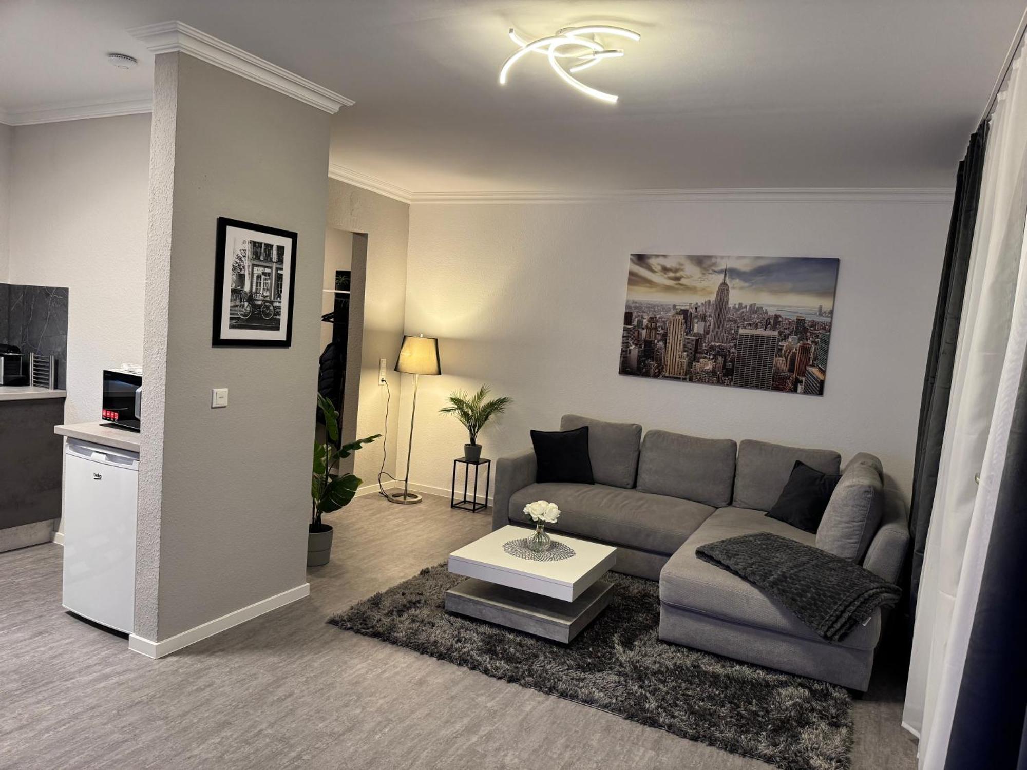 Kurstadt Apt Moderne 2Zkb Balkon-Pkw- Stellplatz Check-In 7-24 H Bad Nauheim Dış mekan fotoğraf